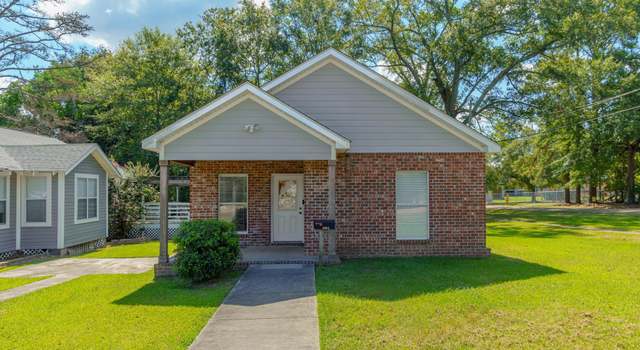 Photo of 306 S 2nd St, Collins, MS 39428