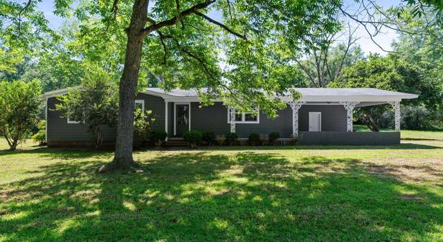 Photo of 103 E Shivers St, Mount Olive, MS 39119
