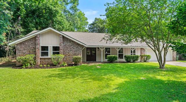 Photo of 106 Wildwood Cir, Hattiesburg, MS 39402
