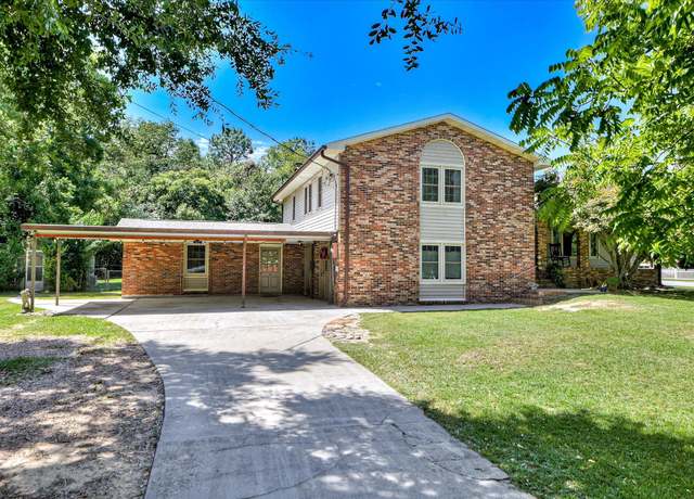 Property at 155 Garden Dr, Williston, SC 29853, 4 beds, 2.5 baths