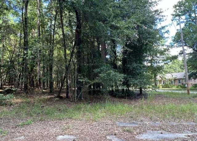 Property at 462 Woodland Dr, Williston, SC 29853
