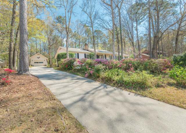Property at 59 Cherry Hills Drive Dr, Aiken, SC 29803, 3 beds, 2.5 baths
