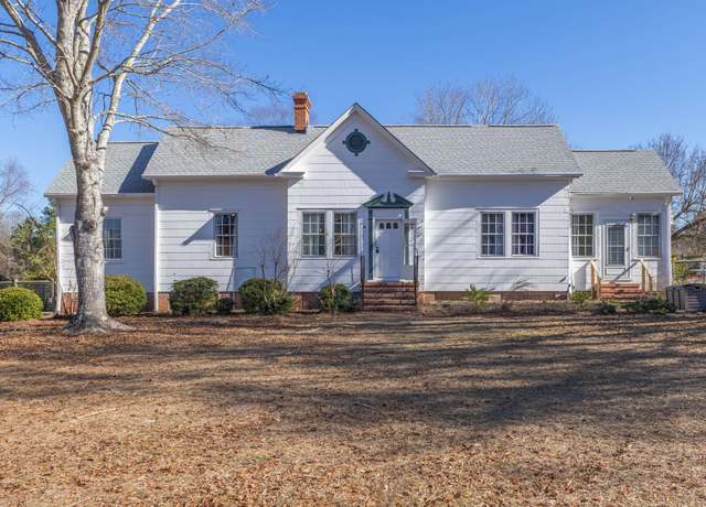 Property at 5327 Charleston Hwy, Williston, SC 29853, 3 beds, 1 bath