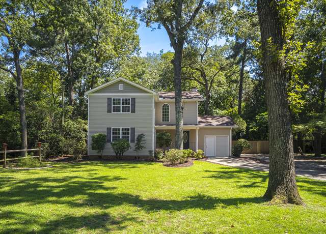 Property at 194 Dogwood Rd, Aiken, SC 29803, 3 beds, 2.5 baths