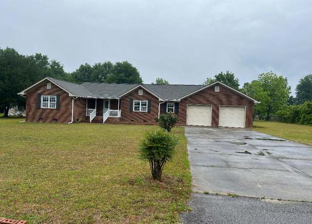 Property at 88 Harold St, Williston, SC 29853, 3 beds, 2.5 baths