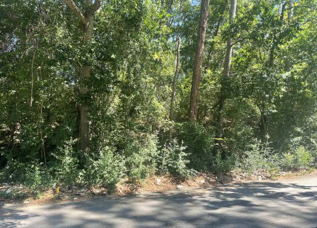 Property at 1748 Carolina Dr, Aiken, SC 29801
