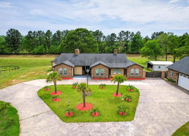 Property at 1041 Colbert Bridge Rd, Aiken, SC 29803, 4 beds, 3.5 baths