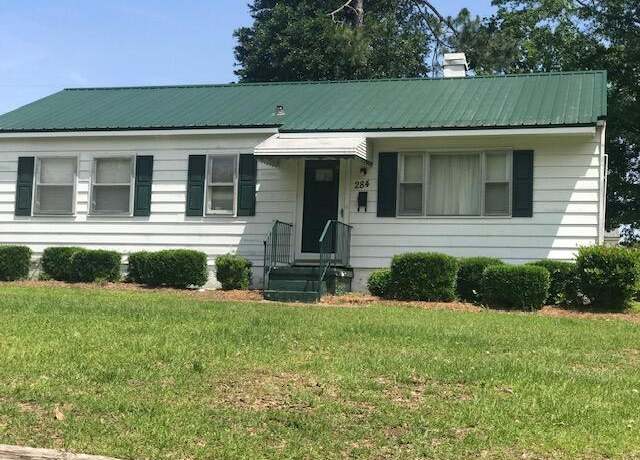 Property at 284 Oriole Dr, Barnwell, SC 29812, 3 beds, 1 bath