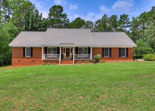 Property at 230 Cheltenham Dr, Aiken, SC 29803, 3 beds, 2 baths