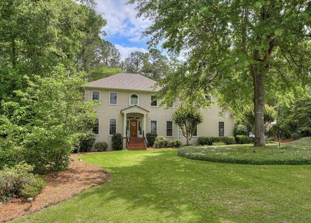 Property at 719 Lakeside Dr, Aiken, SC 29803, 4 beds, 3 baths