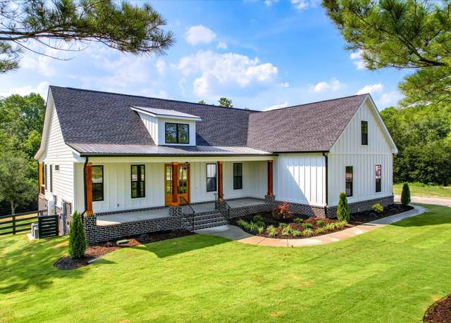 Property at 885 Lauren Cir, Aiken, SC 29805, 4 beds, 3.5 baths