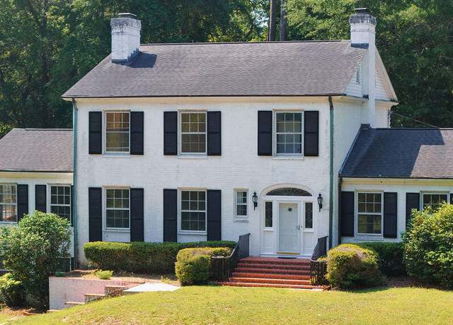 Property at 71 Manville Ave, Barnwell, SC 29812, 4 beds, 4.5 baths