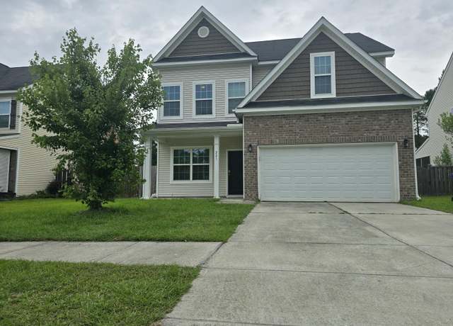 Property at 221 Alpine Rd, Summerville, SC 29485, 3 beds, 2.5 baths