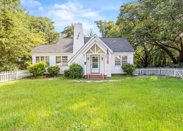 Property at 1346 Hayne Ave SW, Aiken, SC 29801, 2 beds, 1 bath