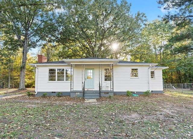 Property at 3247 Highway 702, Chappells, SC 29037, 2 beds, 1 bath