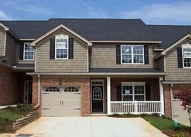 Property at 202 Kline St NW, Aiken, SC 29801, 4 beds, 2.5 baths