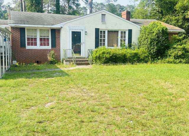 Property at 1815 Bunting Dr, North Augusta, SC 29841, 4 beds, 2.5 baths
