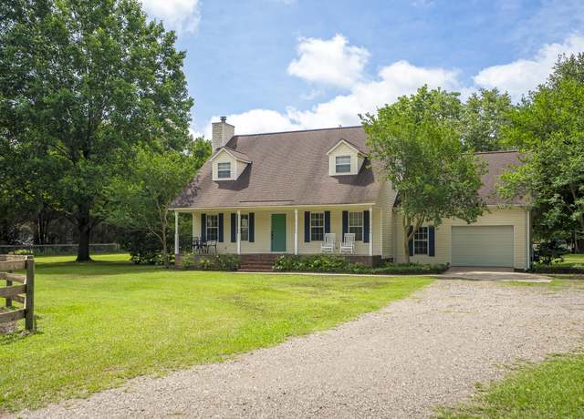 Property at 8074 Church St, Aiken, SC 29803, 3 beds, 3 baths
