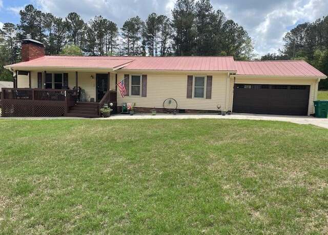 Property at 151 Millrace Cir, Aiken, SC 29805, 3 beds, 2 baths