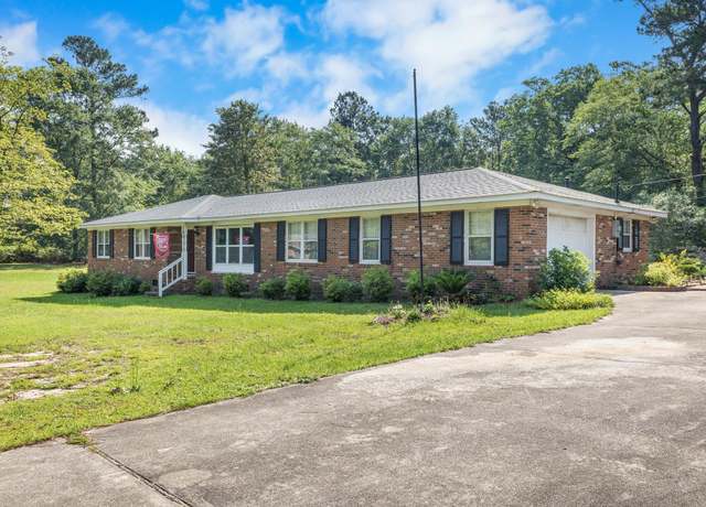 Property at 1021 Osbon Dr, Aiken, SC 29801, 3 beds, 2 baths