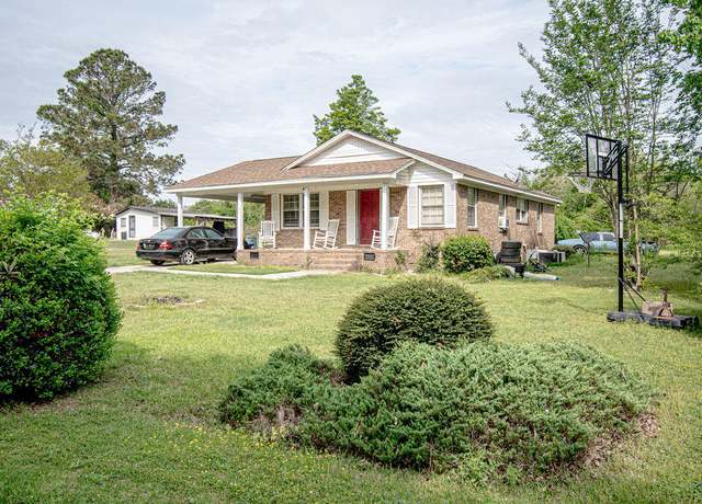 Property at 145 Mcleod St, Lynchburg, SC 29080, 3 beds, 1.5 baths