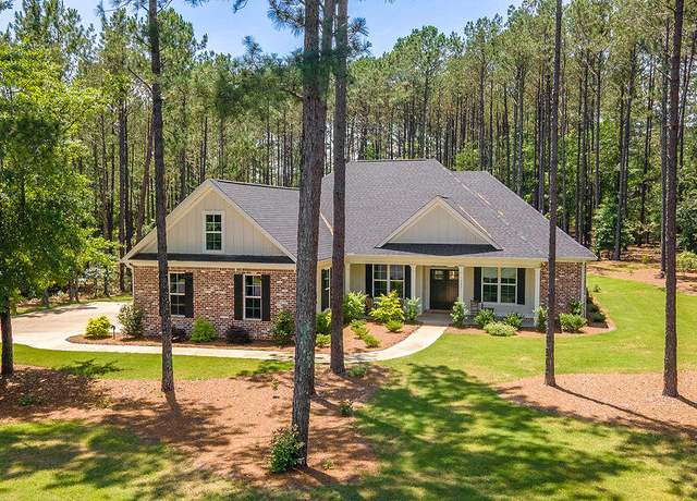 Property at 440 Edengale Way, Aiken, SC 29803, 4 beds, 2 baths