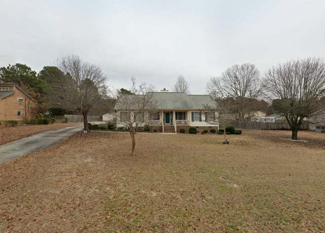 Property at 2051 N Meadows Dr, Aiken, SC 29805, 3 beds, 2 baths