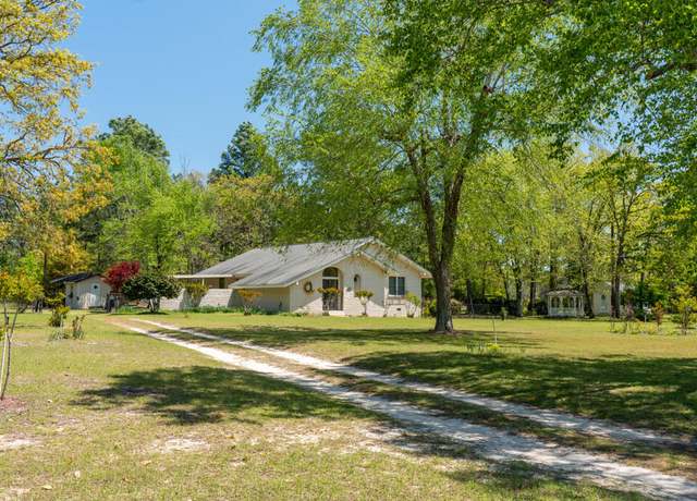 Property at 608 Middleton Dr, Windsor, SC 29856, 3 beds, 2 baths