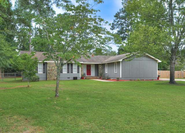 Property at 19 Brandywine Way, Aiken, SC 29803, 3 beds, 2.5 baths