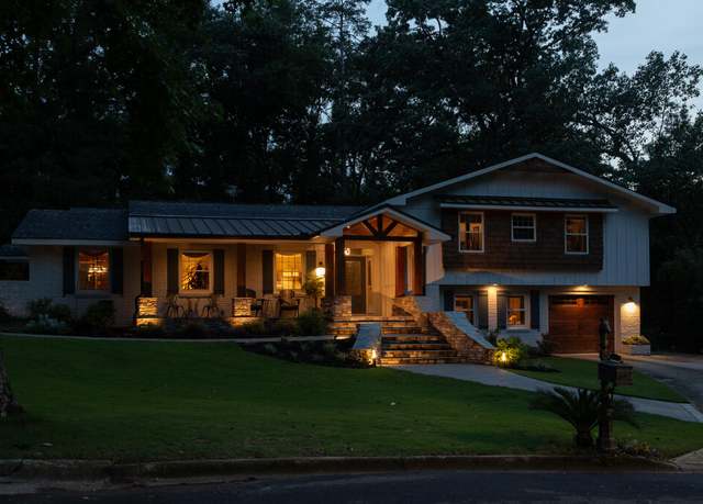 Property at 117 Grace Cir SW, Aiken, SC 29801, 5 beds, 3 baths