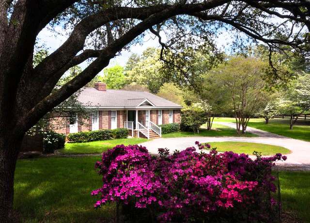 Property at 2259 Breeze Hill Dr, Aiken, SC 29803, 3 beds, 3.5 baths