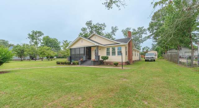 Photo of 902 Calhoun St, Johnston, SC 29832