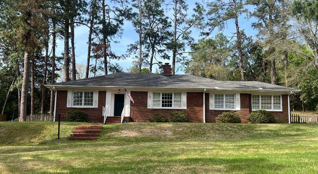 Photo of 1560 Highland Park Dr, Aiken, SC 29801