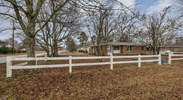 Photo of 400 Wilson St, Batesburg-leesville, SC 29006