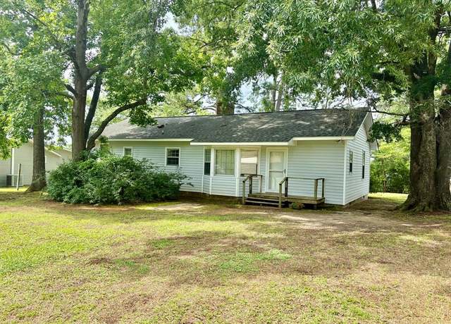 Property at 1269 Taw Caw Dr, Summerton, SC 29148, 4 beds, 2 baths