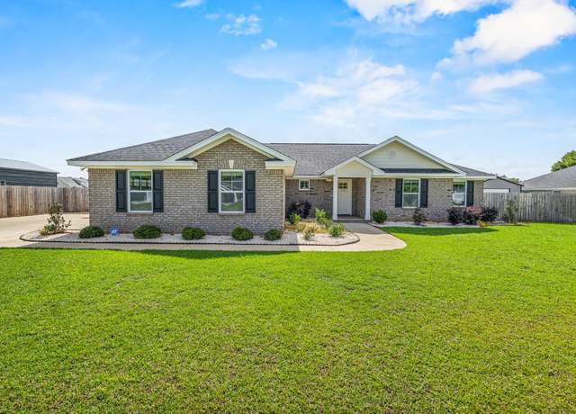 Property at 1245 Freeport Dr, Sumter, SC 29154, 4 beds, 2.5 baths