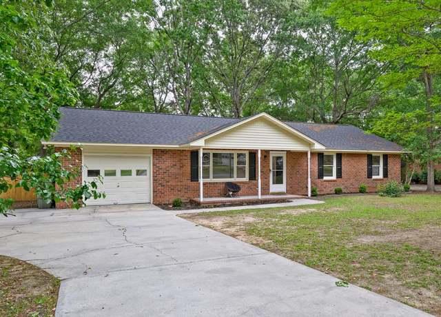 Property at 1045 Manchester Cir, Sumter, SC 29154, 3 beds, 2 baths