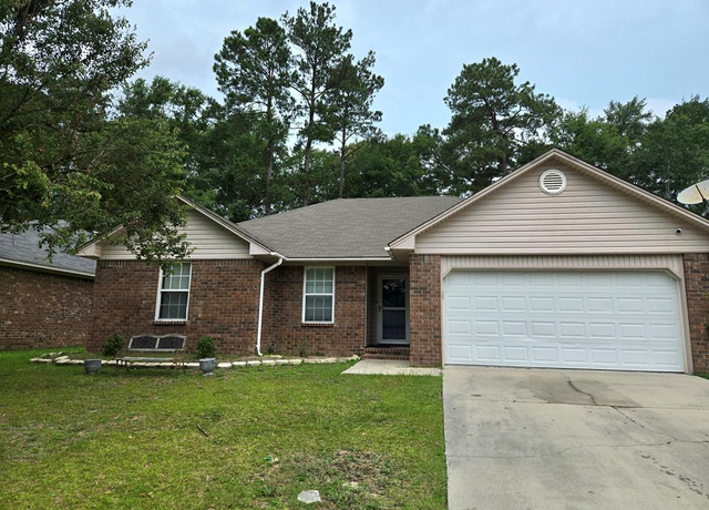 Property at 919 Bors Rd, Sumter, SC 29154, 3 beds, 2 baths