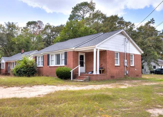 Property at 102 Jasmine St, Sumter, SC 29150, 3 beds, 1 bath