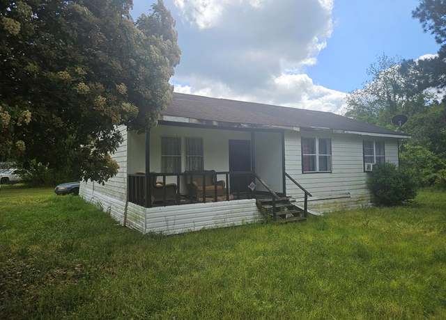 Property at 315 Willow St, Mayesville, SC 29104, 2 beds, 1 bath
