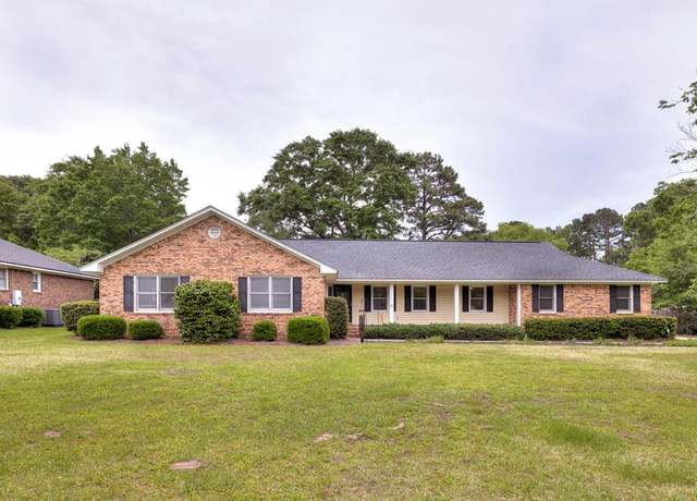 Property at 229 Mallard Dr, Sumter, SC 29150, 4 beds, 2.5 baths