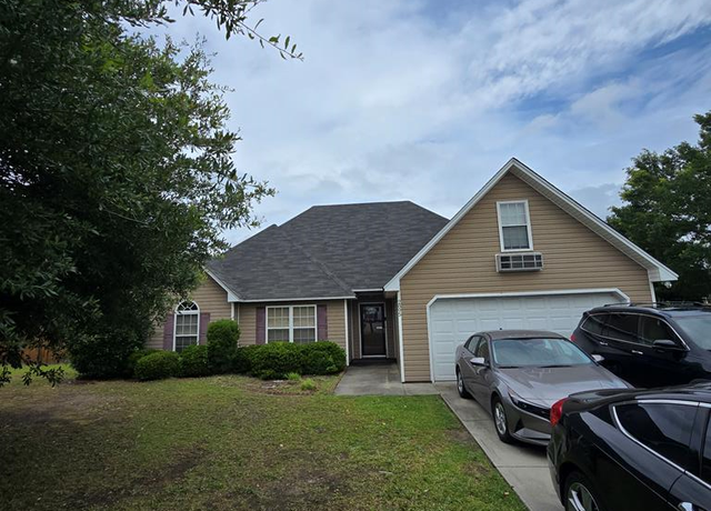 Property at 2895 Imperial Way, Sumter, SC 29153, 4 beds, 2 baths