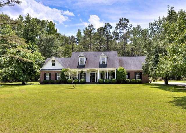 Property at 3690 Winfield Dr, Sumter, SC 29153, 6 beds, 4 baths