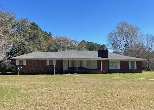 Property at 271 Holman Rd, Sumter, SC 29153, 3 beds, 3 baths