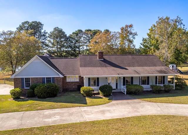 Property at 395 E Emerald Lake Dr, Sumter, SC 29153, 4 beds, 3.5 baths