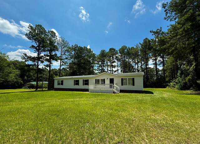 Property at 4970 Solstice Dr, Dalzell, SC 29040, 4 beds, 2 baths