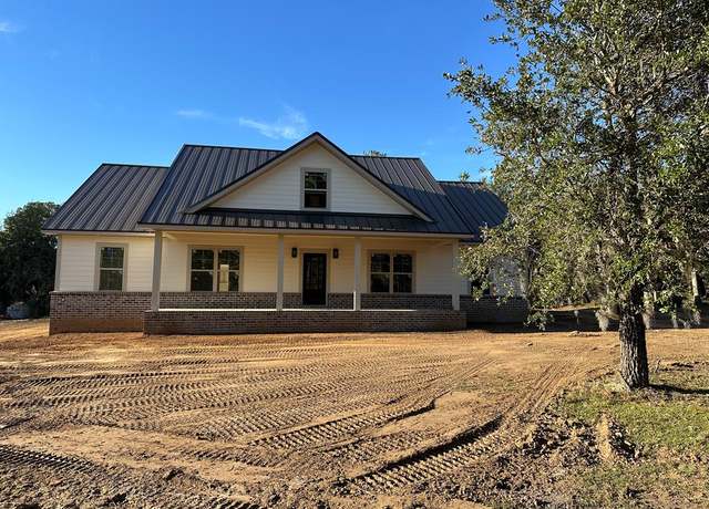 Property at 1026 Cuddo Point Dr, Summerton, SC 29148, 4 beds, 3.5 baths