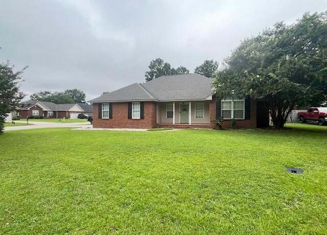 Property at 3065 Sabre Dr, Sumter, SC 29153, 4 beds, 2 baths