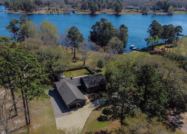 Property at 2911 Waverly Dr, Sumter, SC 29154, 4 beds, 3 baths
