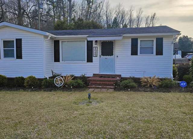 Property at 1945 Big Swamp Rd, Pamplico, SC 29583, 3 beds, 1 bath
